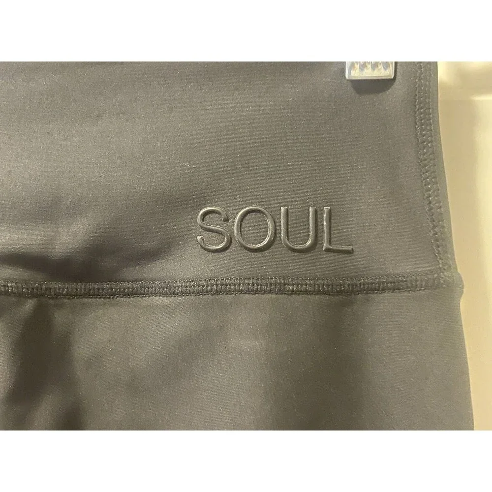 NEW SOUL by SOULCYCLE SOUL Black‎ Star Studded Leggings 7/8 Length  sz.XS